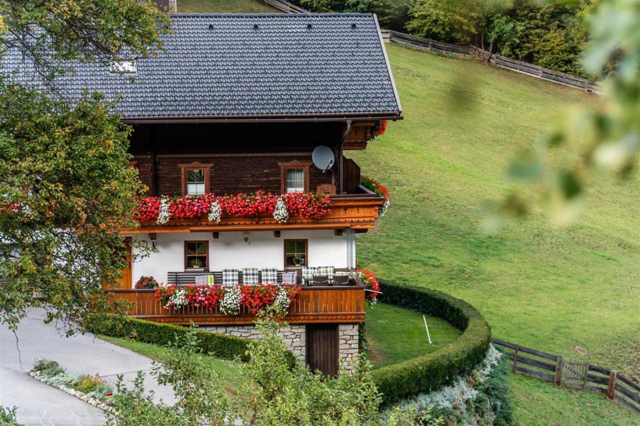 Zoeschgenhof Apartment Матрей ин Остирол Екстериор снимка