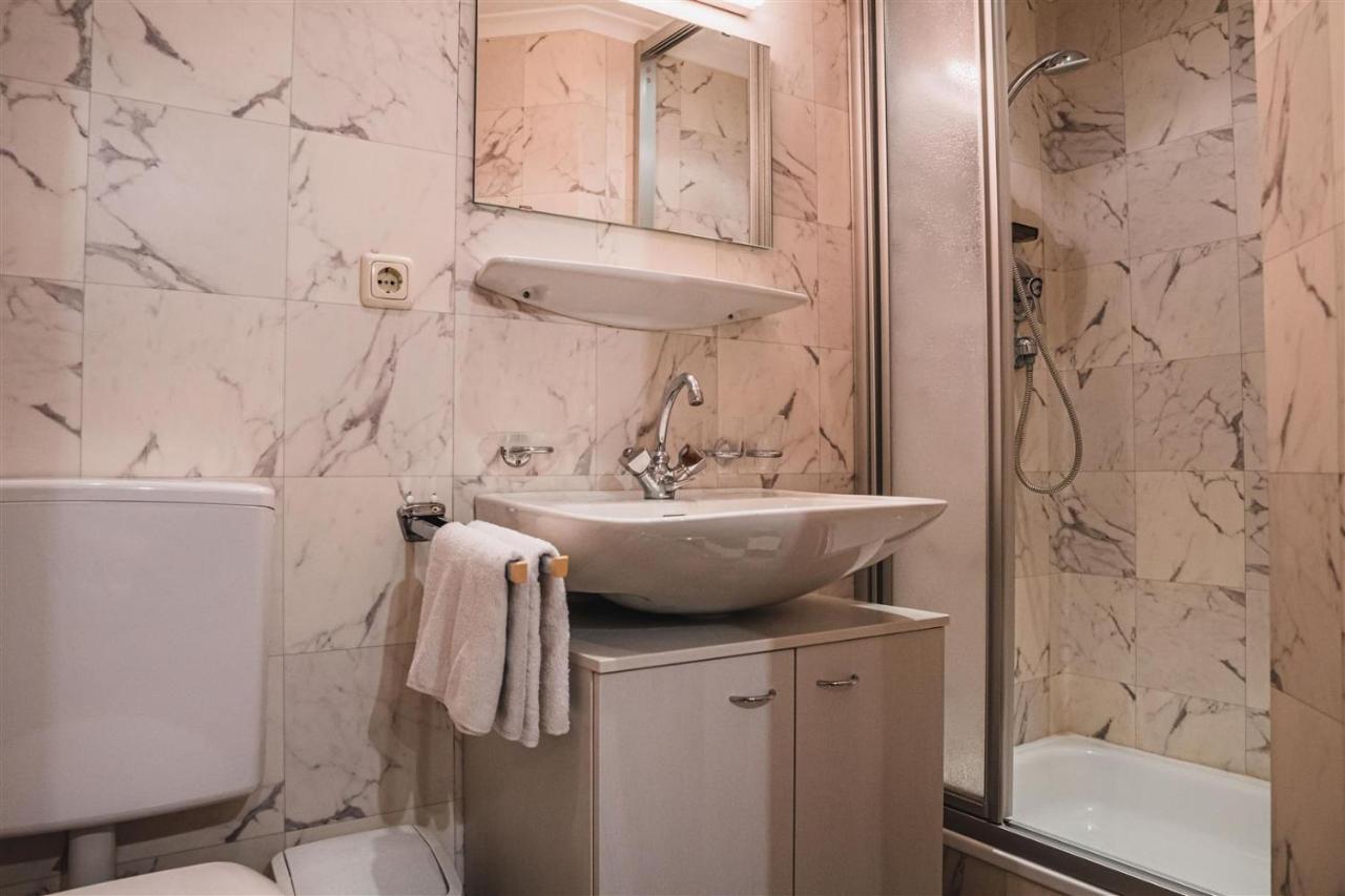 Zoeschgenhof Apartment Матрей ин Остирол Екстериор снимка